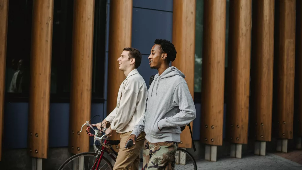 Journée mondiale des migrants : parrainer un adolescent exilé à Bruxelles